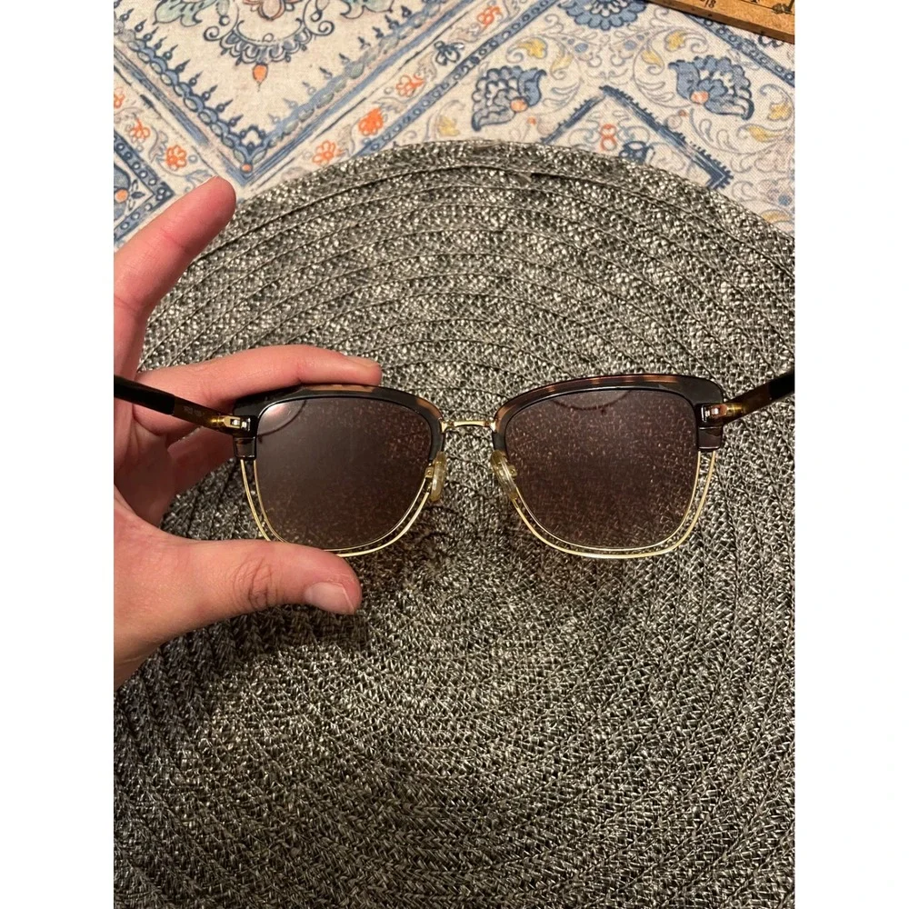 Freyrs Iris 109-1 Sunglasses Tortoise Gold Square Frame Brown Gradient Lens